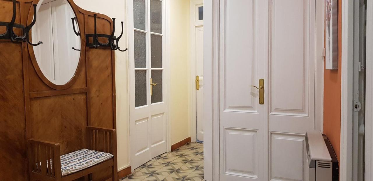 Piso Romantico Y Espacioso Tremp Esterno foto
