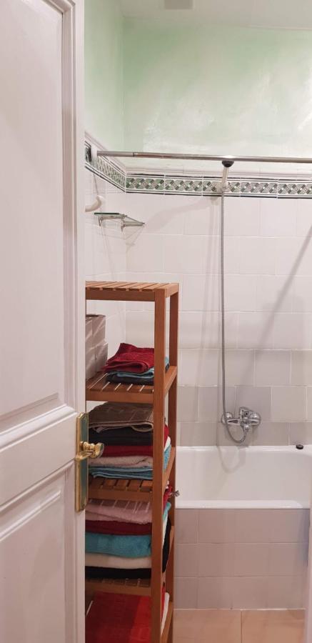Piso Romantico Y Espacioso Tremp Esterno foto